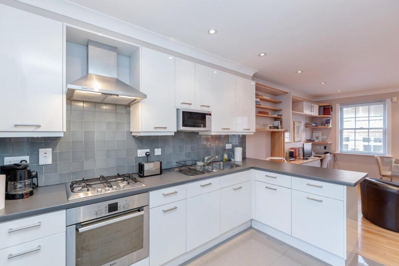 לונדון Beautiful 1 Bedroom Apartment In Victoria מראה חיצוני תמונה